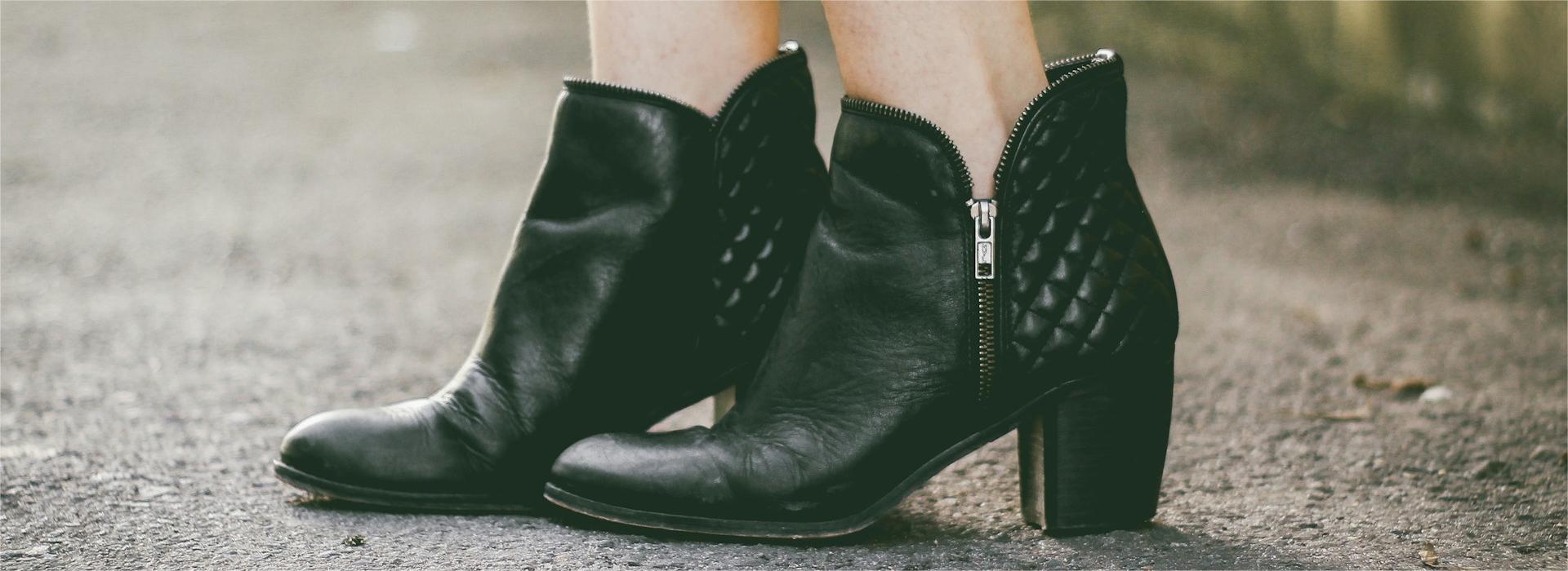 Fashion Footwear Shop 1 Fashion Footwear Shop -Fashion Footwear Shop camila damasio 4bUF4gWhEXc unsplash